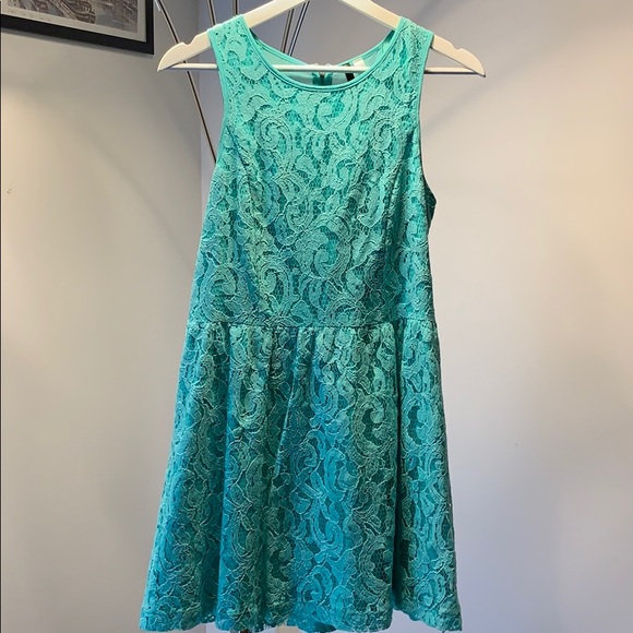 Summer dress - Picture 4 of 5